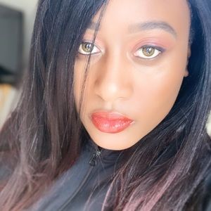 Meet your Posher, Cearrah